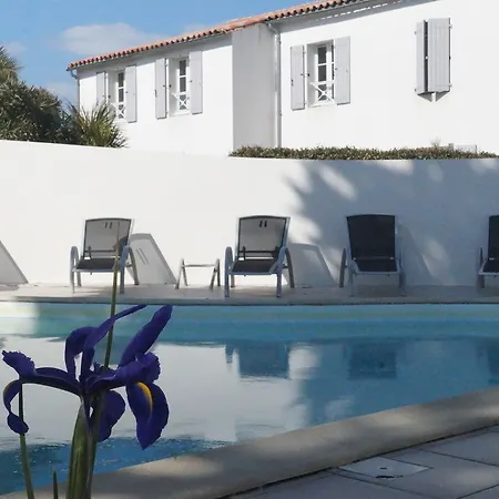 Apartahotel Perle De Ré 3*