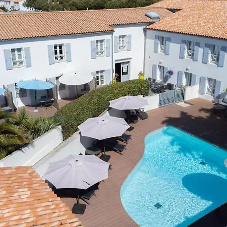 Perle De Re Aparthotel 3*