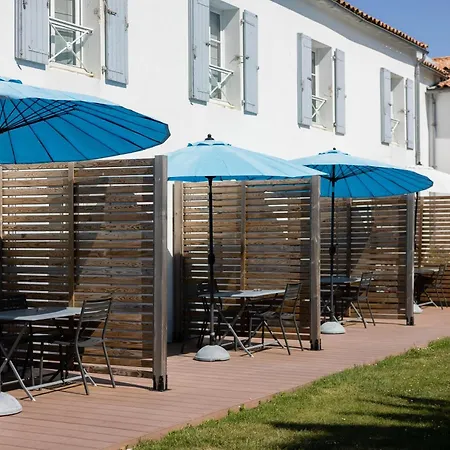 Perle De Re Aparthotel 3*