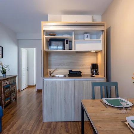 Hotel apartamentowy Perle De Re 3*