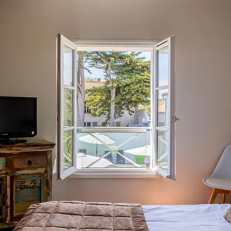 Hotel apartamentowy Perle De Re